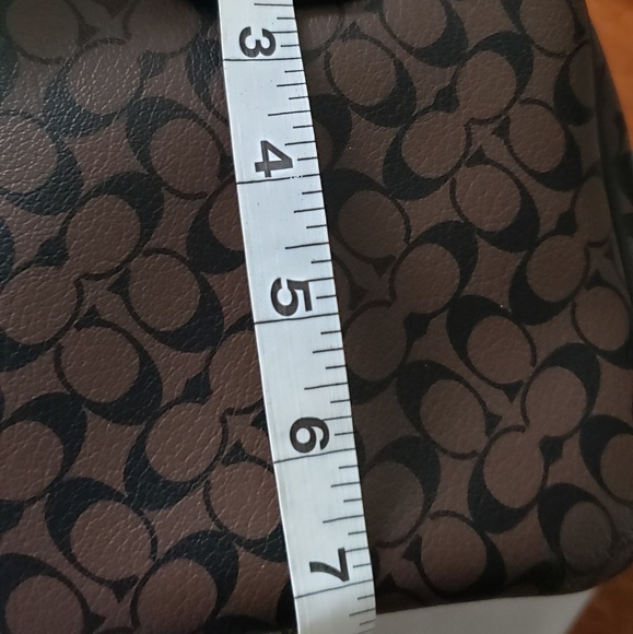 Coach Signature Boston Bag - Picture 6 of 8